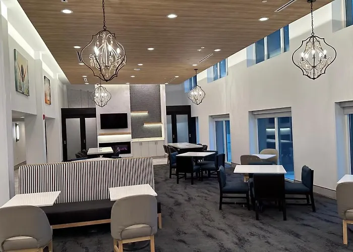 Hotel La Quinta By Wyndham Chicago O'hare Airport 3*