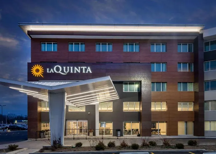 La Quinta By Wyndham Chicago O'hare Airport 3*