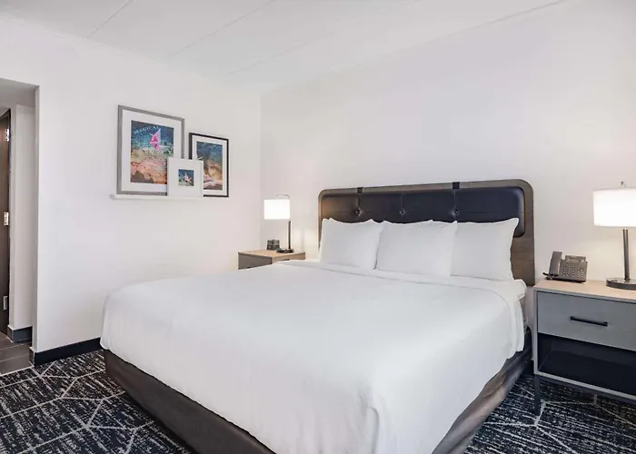 La Quinta By Wyndham Chicago O'hare Airport 3*