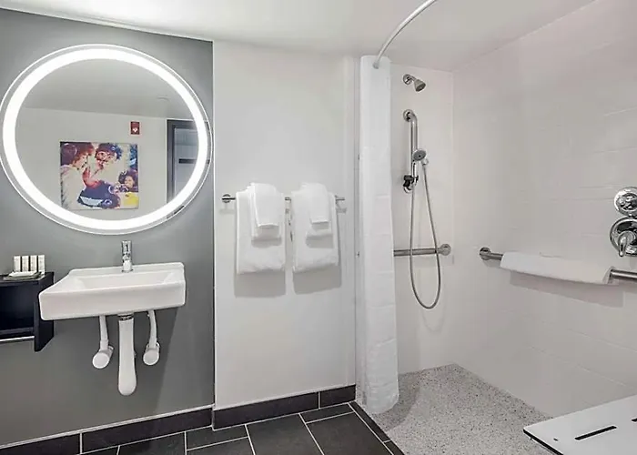 La Quinta By Wyndham Chicago O'hare Airport