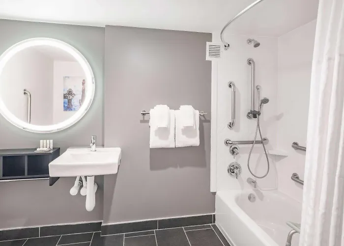 La Quinta By Wyndham Chicago O'hare Airport Hotel 3*